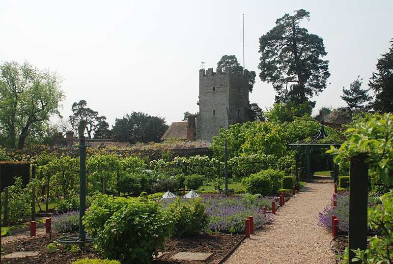  Walled gardens at Greys Court, Henley-on-Thames